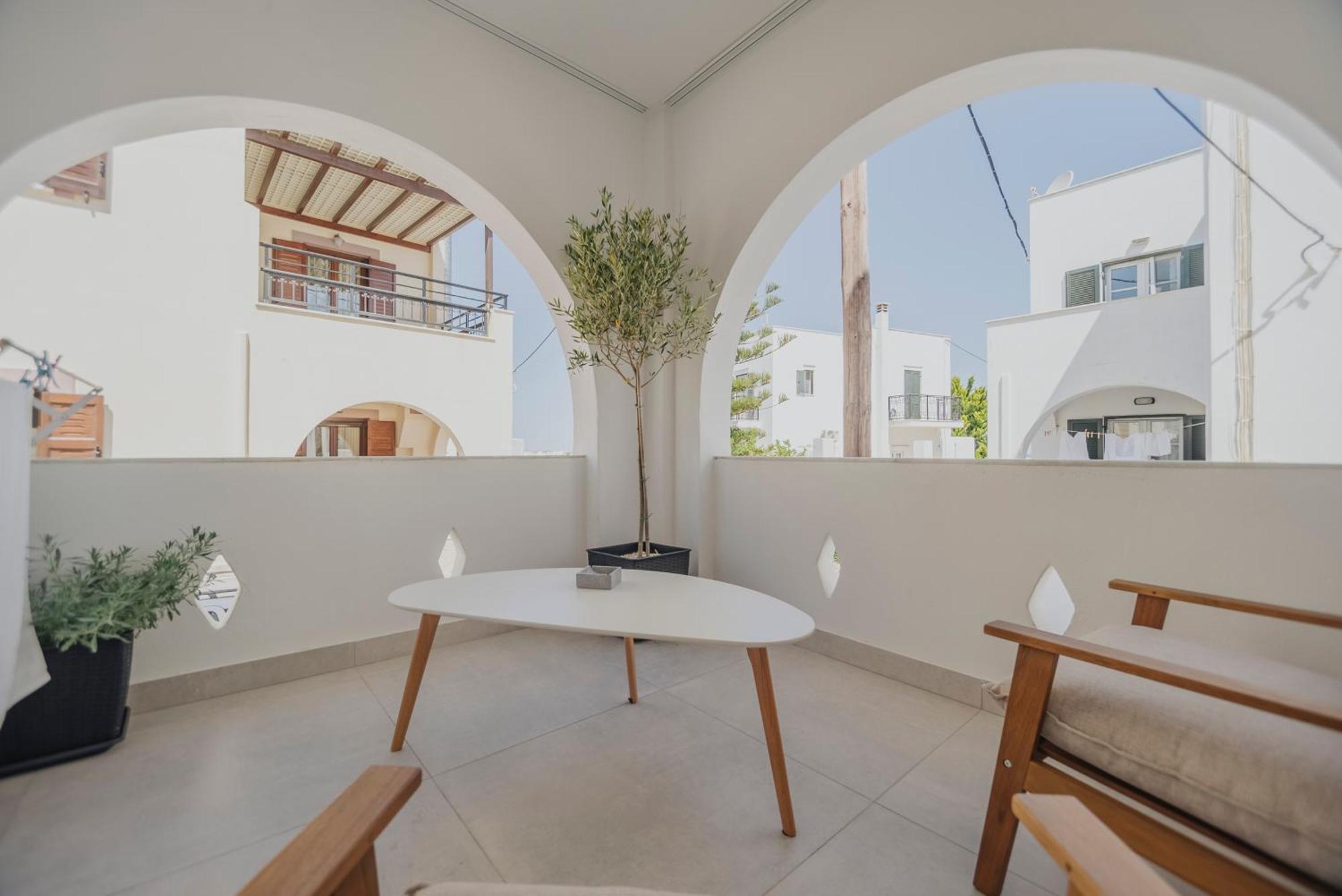 Golden Bird'S Lejlighedshotel Naxos City Eksteriør billede